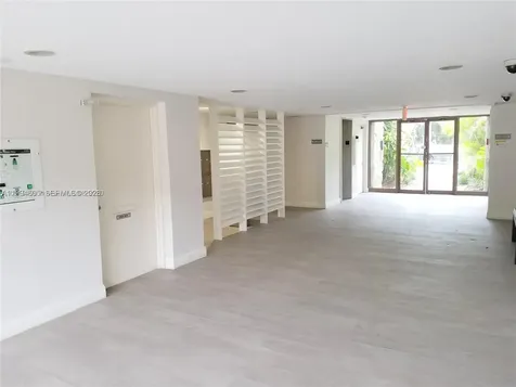 7483 SW 82nd Street Miami FL 33143