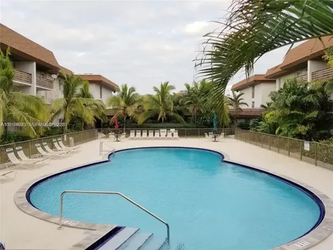 7483 SW 82nd Street Miami FL 33143