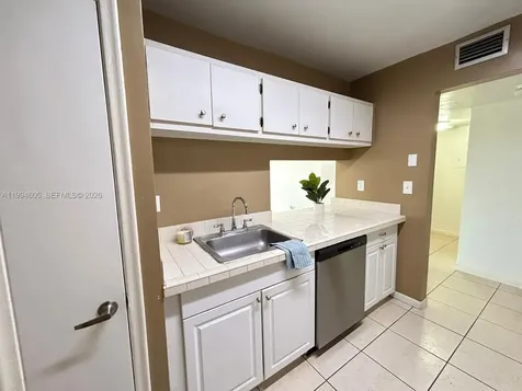 7483 SW 82nd Street Miami FL 33143