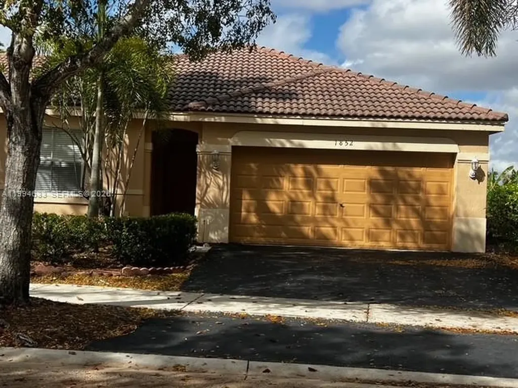 1852 Andromeda Lane Weston FL 33327