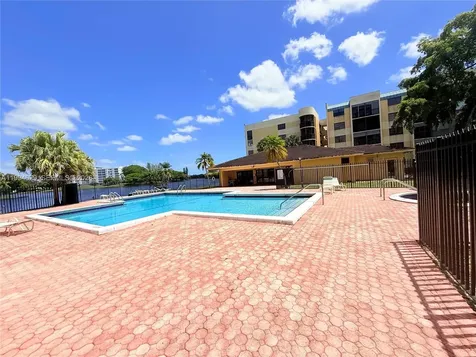 6575 W Oakland Park Boulevard Lauderhill FL 33313