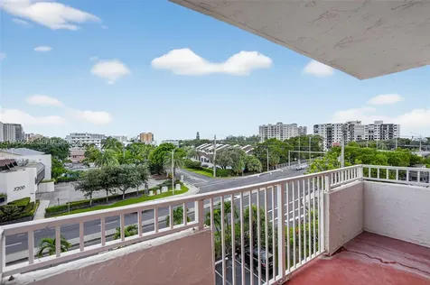 3201 NE 14th St Causeway Pompano Beach FL 33062