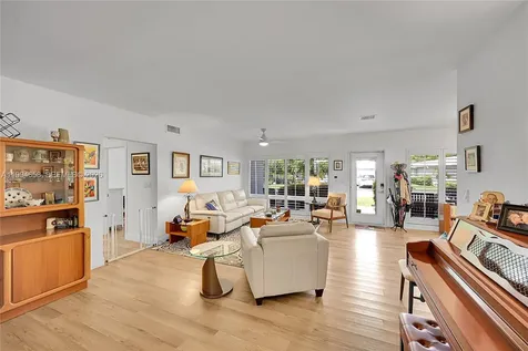 1431 S Ocean Boulevard #85 Lauderdale By The Sea FL 33062
