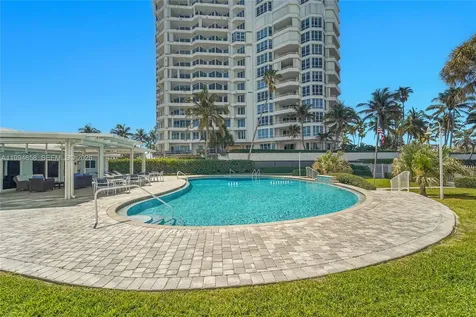 1431 S Ocean Boulevard #85 Lauderdale By The Sea FL 33062