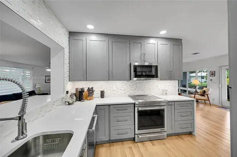 1431 S Ocean Boulevard #85 Lauderdale By The Sea FL 33062