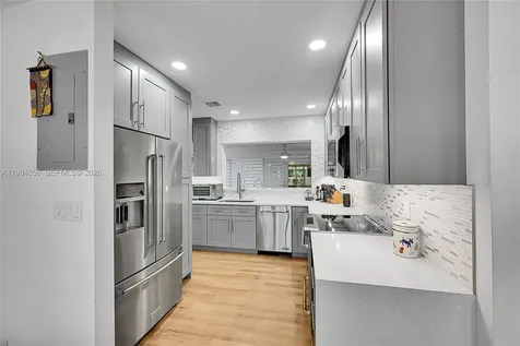 1431 S Ocean Boulevard #85 Lauderdale By The Sea FL 33062