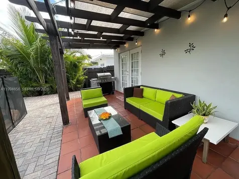 1143 Lincoln Street Hollywood FL 33019