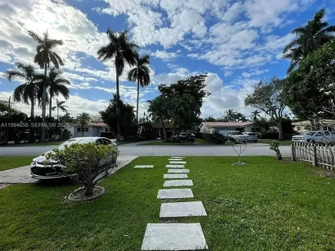 1143 Lincoln Street Hollywood FL 33019