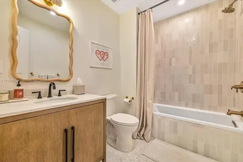 5943 SW 65th Avenue South Miami FL 33143