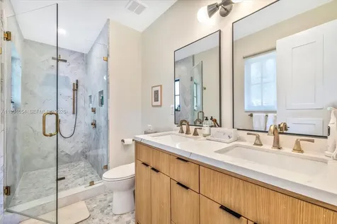5943 SW 65th Avenue South Miami FL 33143