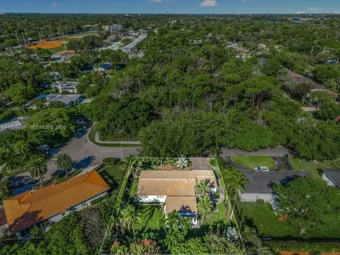 5943 SW 65th Avenue South Miami FL 33143