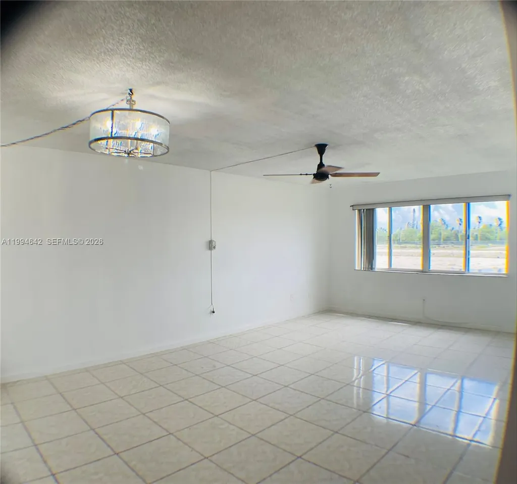 14830 Naranja Lakes Boulevard Homestead FL 33032
