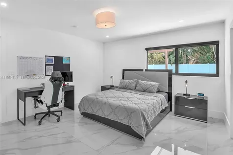 8820 SW 182nd Terrace Palmetto Bay FL 33157
