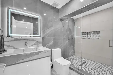 8820 SW 182nd Terrace Palmetto Bay FL 33157