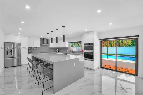 8820 SW 182nd Terrace Palmetto Bay FL 33157