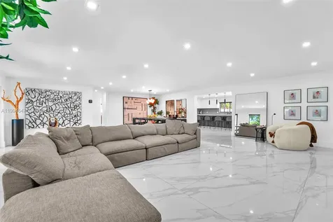8820 SW 182nd Terrace Palmetto Bay FL 33157