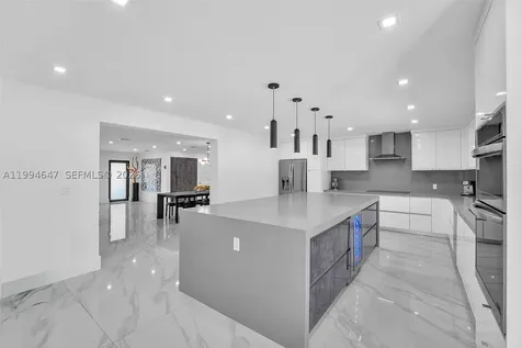 8820 SW 182nd Terrace Palmetto Bay FL 33157