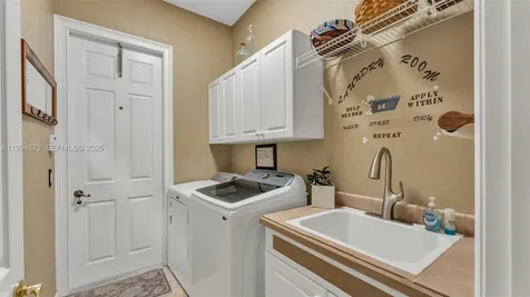 237 Mclean Point Winter Haven FL 33884