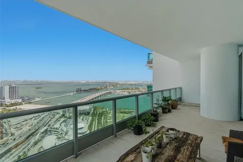 900 Biscayne Boulevard Miami FL 33132