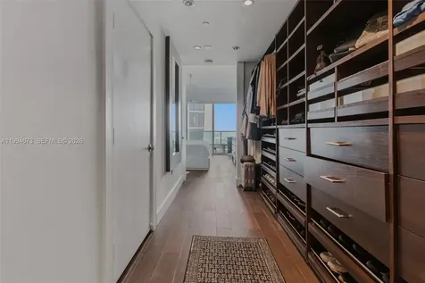900 Biscayne Boulevard Miami FL 33132
