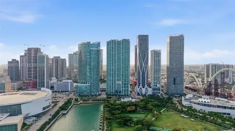 900 Biscayne Boulevard Miami FL 33132