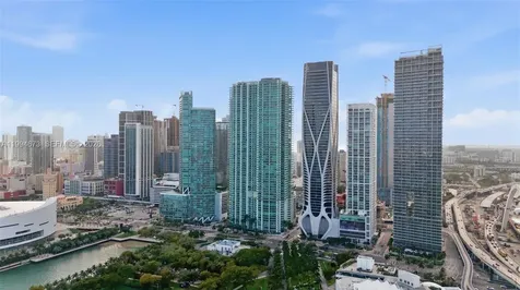 900 Biscayne Boulevard Miami FL 33132