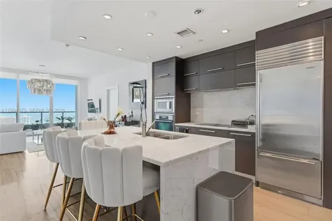 900 Biscayne Boulevard Miami FL 33132