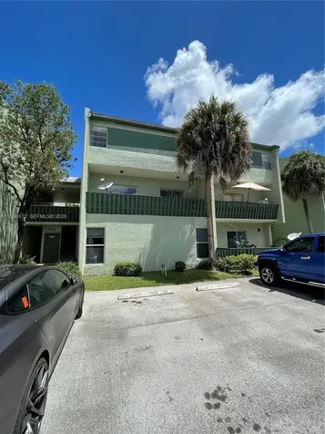 8911 NW 28th Drive Coral Springs FL 33065