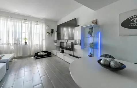 705 SW 148th Avenue Sunrise FL 33325