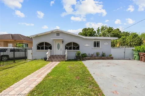 674 W 23rd Street Hialeah FL 33010