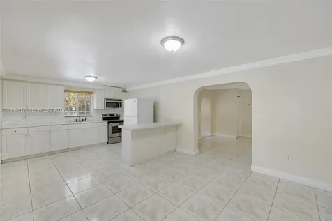674 W 23rd Street Hialeah FL 33010