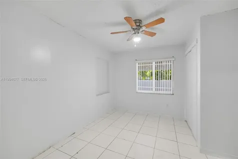 674 W 23rd Street Hialeah FL 33010