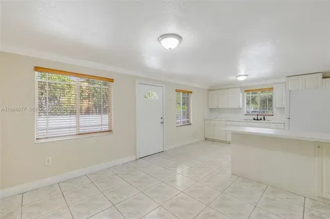 674 W 23rd Street Hialeah FL 33010