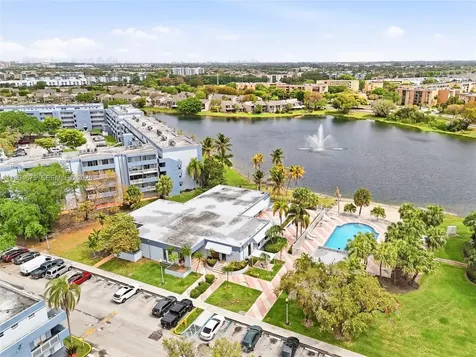 9375 Fontainebleau Boulevard Miami FL 33172