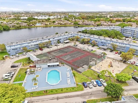 9375 Fontainebleau Boulevard Miami FL 33172
