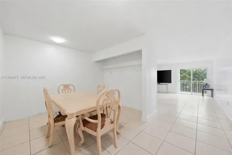 9375 Fontainebleau Boulevard Miami FL 33172