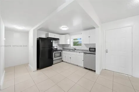 9375 Fontainebleau Boulevard Miami FL 33172