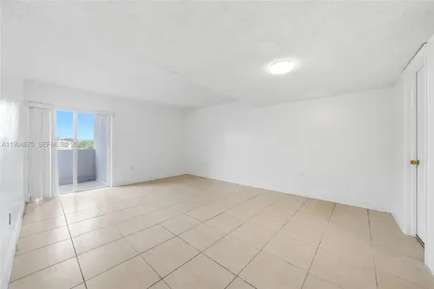 9375 Fontainebleau Boulevard Miami FL 33172