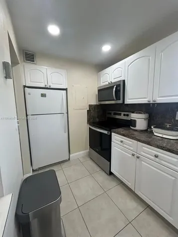 1700 NE 191st Street Miami FL 33179
