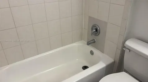 1761 96th Te Pembroke Pines FL 33024