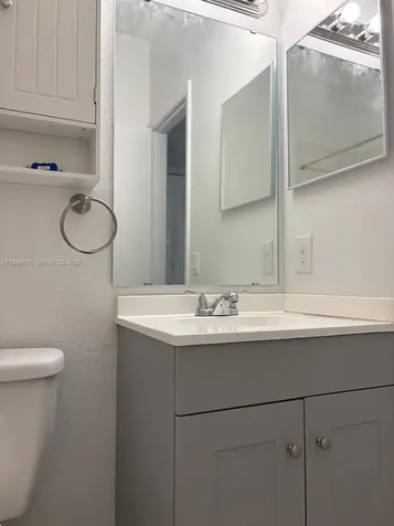 1761 96th Te Pembroke Pines FL 33024