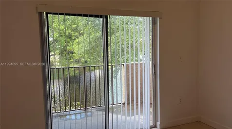1761 96th Te Pembroke Pines FL 33024