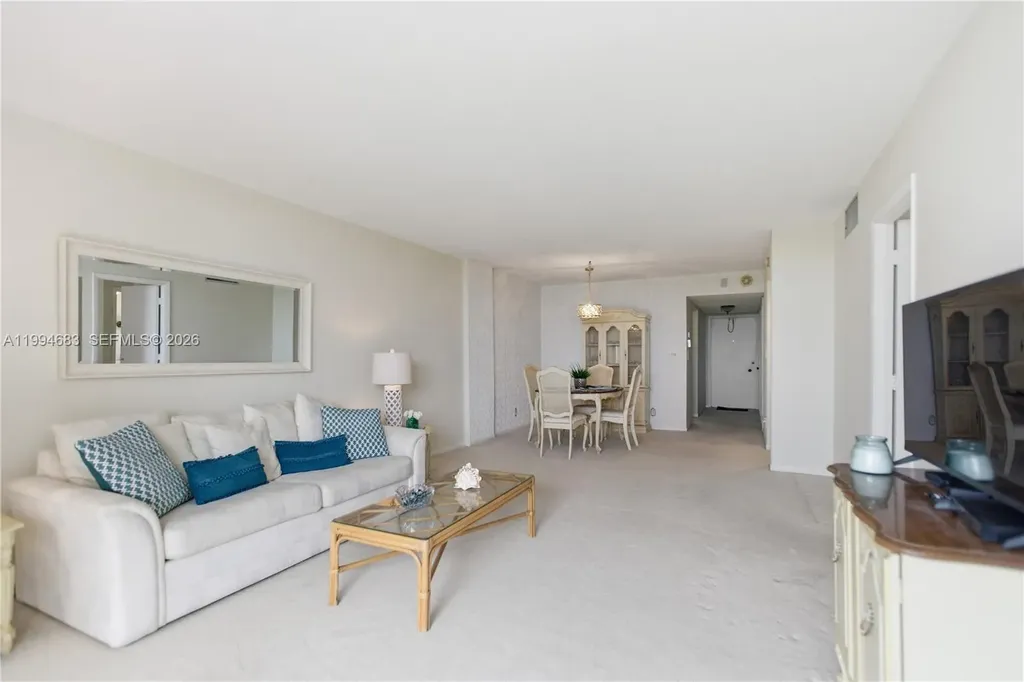 555 NW 4th Avenue Boca Raton FL 33432