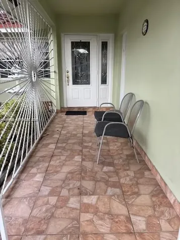 5852 SW 147th Place Miami FL 33193
