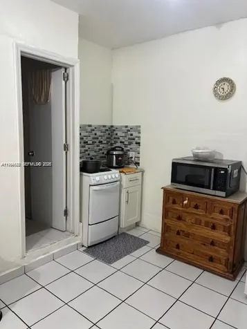 5852 SW 147th Place Miami FL 33193