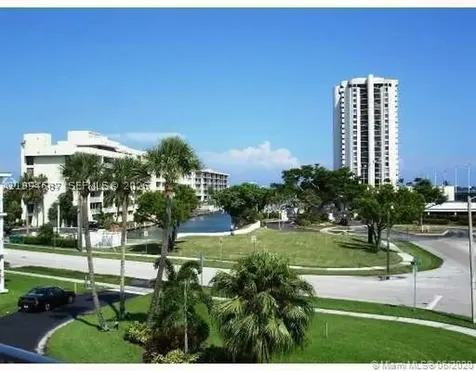 1631 NE 114th Street North Miami FL 33181