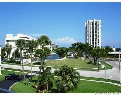 1631 NE 114th Street North Miami FL 33181