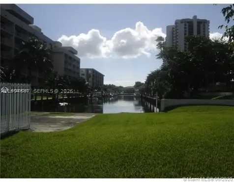 1631 NE 114th Street North Miami FL 33181