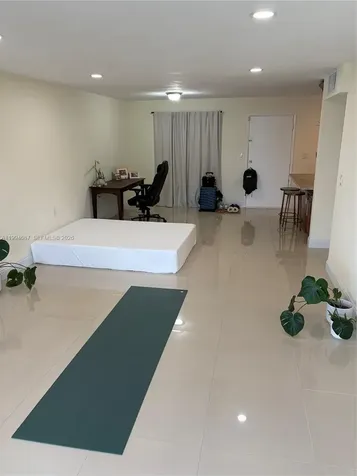 1631 NE 114th Street North Miami FL 33181