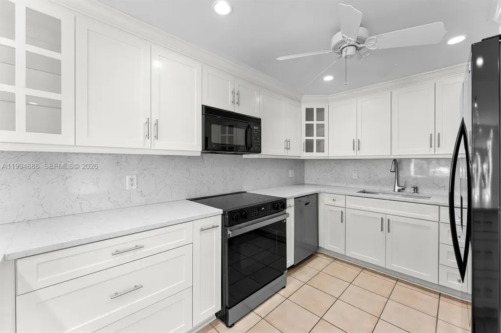 392 Golfview Road North Palm Beach FL 33408